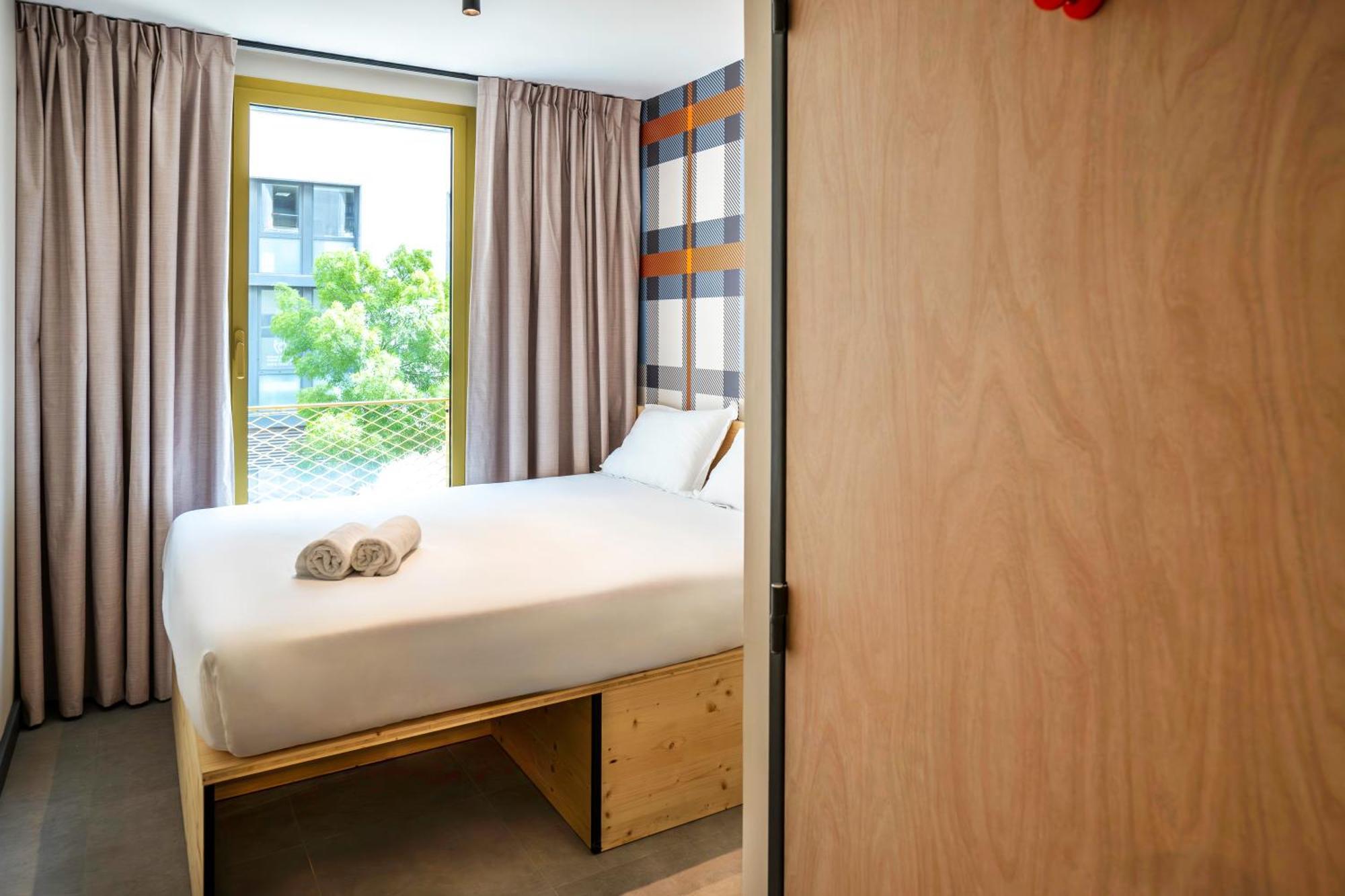 Easyhotel Marseille Euromed Екстер'єр фото
