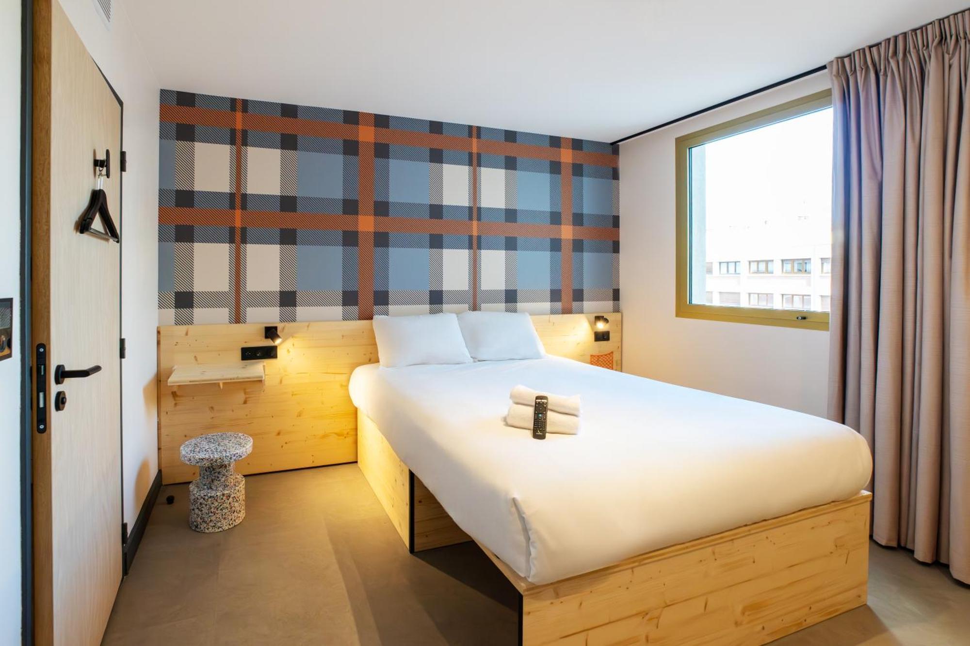 Easyhotel Marseille Euromed Екстер'єр фото