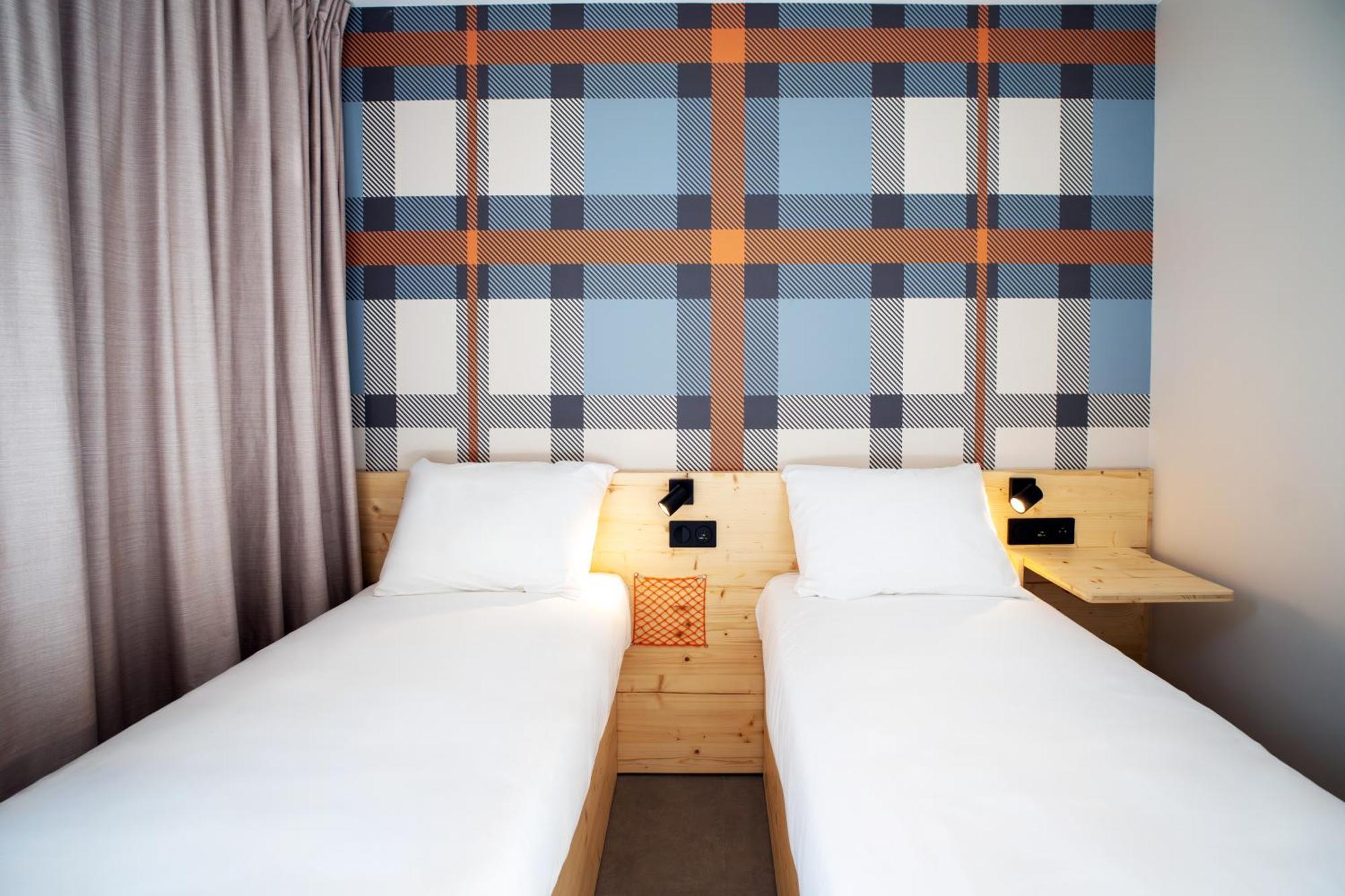 Easyhotel Marseille Euromed Екстер'єр фото